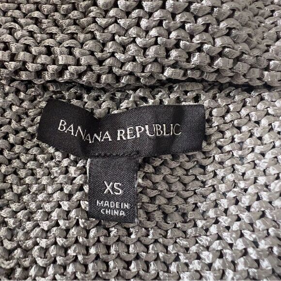 BANANA REPUBLIC Vest Top Silver Thread sleeveless Tank. Size XS - Picture 7 of 8